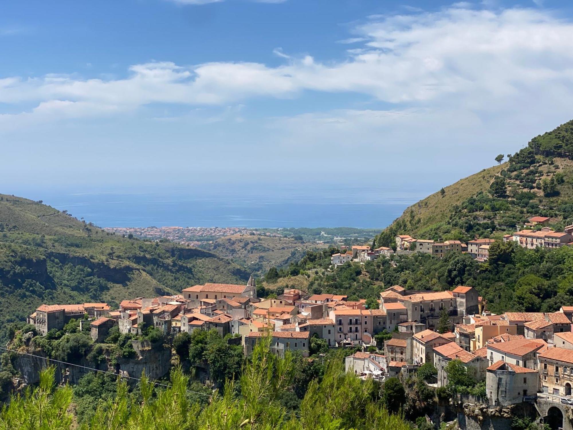 La Terrazza Nel Borgo Hotel Tortora Luaran gambar